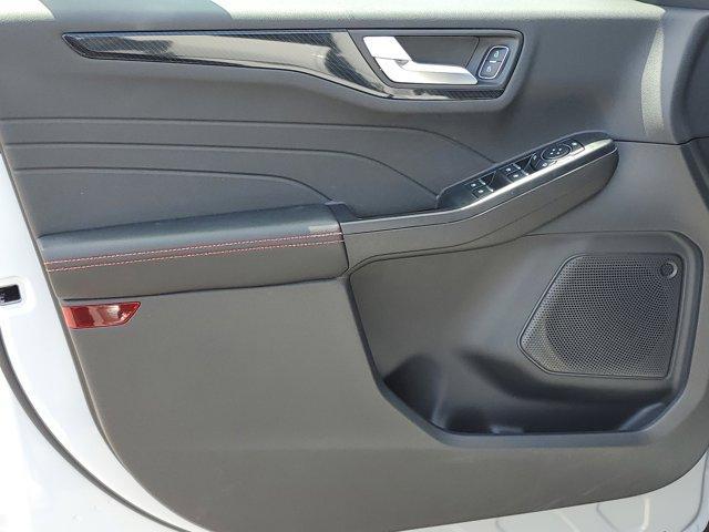 Photo of 2025 Silver Ford Escape