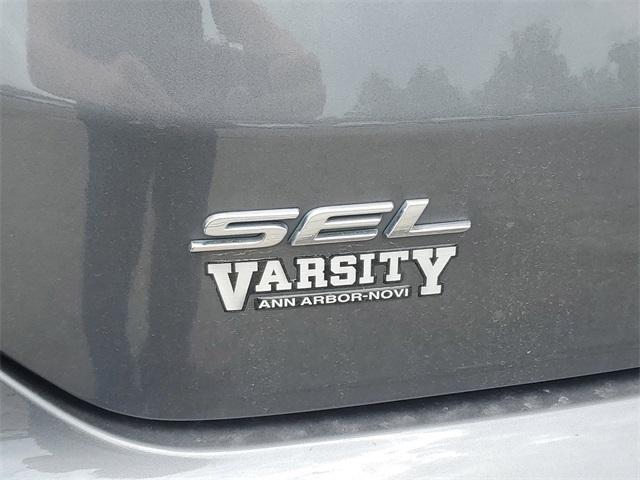 Photo of 2023 Carbonized Gray Metallic Ford Edge