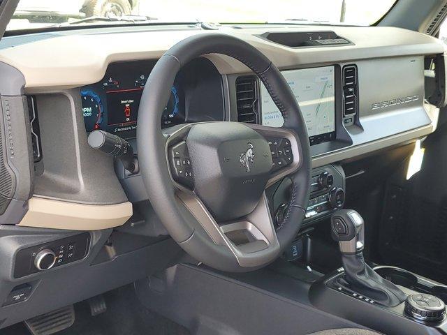Photo of 2025 Shadow Black Ford Bronco