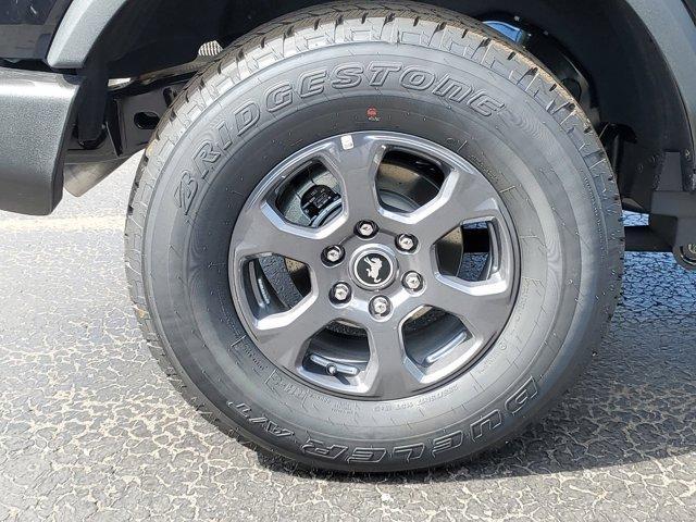Photo of 2025 Shadow Black Ford Bronco