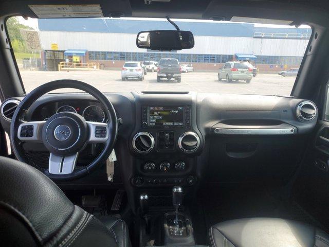 Photo of 2017 Rhino Clearcoat Jeep Wrangler Unlimited
