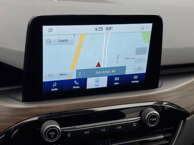 Photo of 2020 Blue Metallic Ford Escape