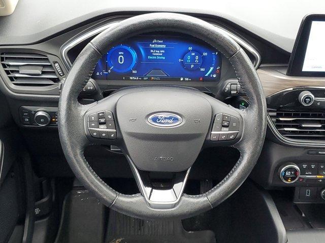 Photo of 2020 Blue Metallic Ford Escape