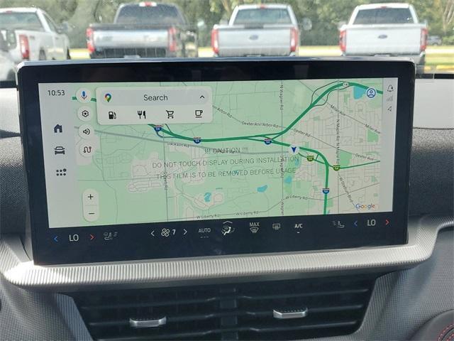 Photo of 2025 White Ford Explorer