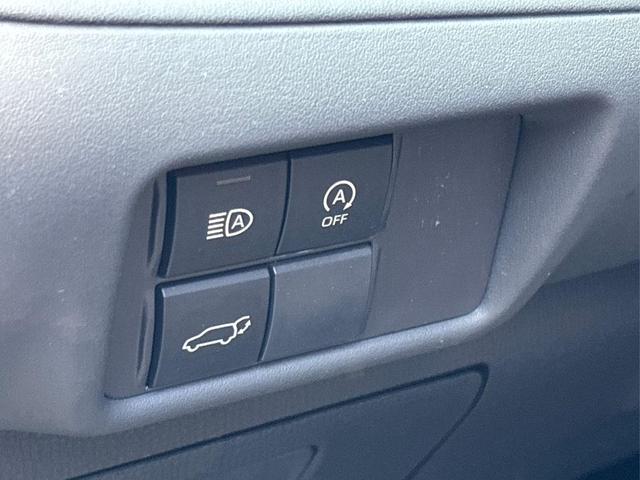 Photo of 2023 Magnetic Gray Metallic Toyota Highlander