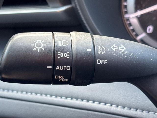 Photo of 2023 Magnetic Gray Metallic Toyota Highlander