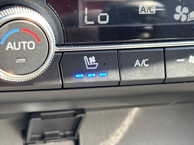 Photo of 2024 Jet Black Mica Mazda CX-5