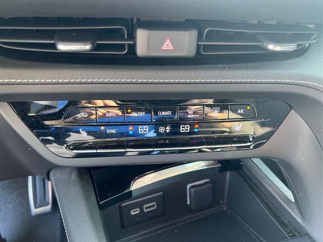 Photo of 2023 Moonstone Gray Metallic Buick Envision