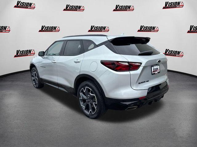 Photo of 2022 Silver Ice Metallic Chevrolet Blazer
