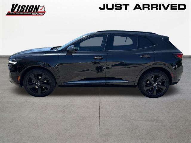 Photo of 2022 Ebony Twilight Metallic Buick Envision