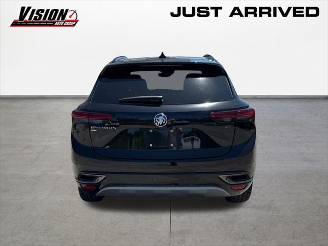 Photo of 2022 Ebony Twilight Metallic Buick Envision