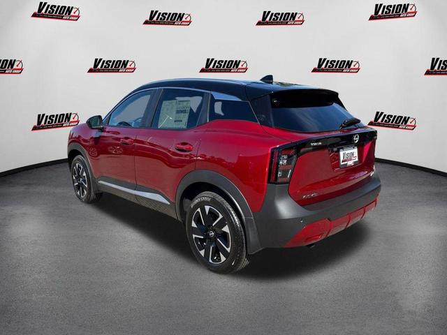 Photo of 2025 Scarlet Ember Tintcoat/Super Black Nissan Kicks