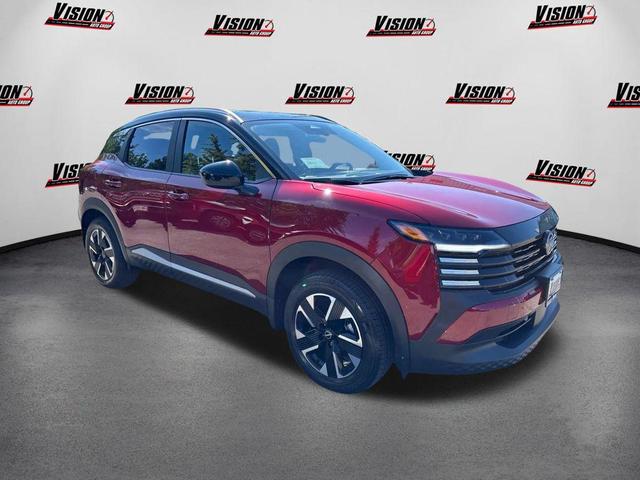 Photo of 2025 Scarlet Ember Tintcoat/Super Black Nissan Kicks