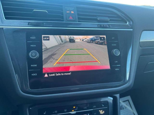 Photo of 2022 Kings Red Metallic Volkswagen Tiguan