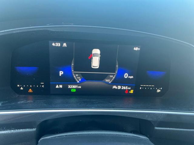 Photo of 2022 Kings Red Metallic Volkswagen Tiguan