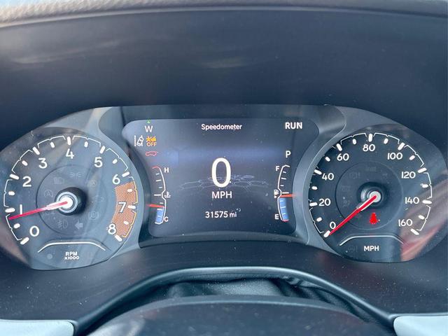 Photo of 2022 Diamond Black Crystal Pearlcoat Jeep Compass