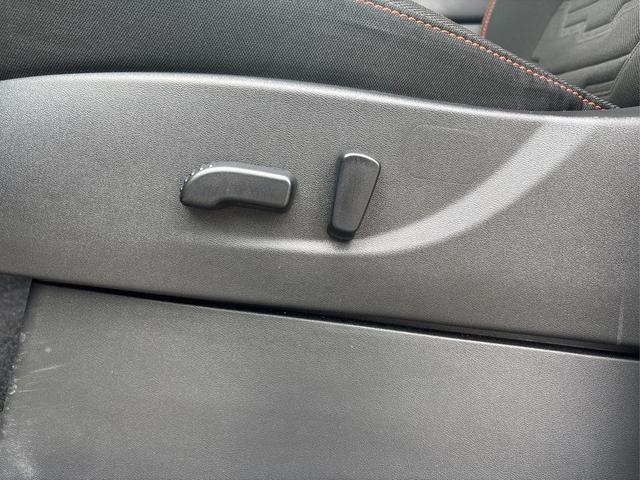 Photo of 2024 Boulder Gray Pearl Nissan Frontier