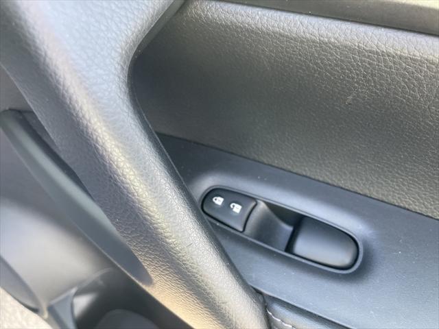 Photo of 2021 Caspian Blue Metallic Nissan Rogue Sport