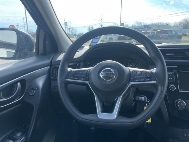 Photo of 2021 Caspian Blue Metallic Nissan Rogue Sport