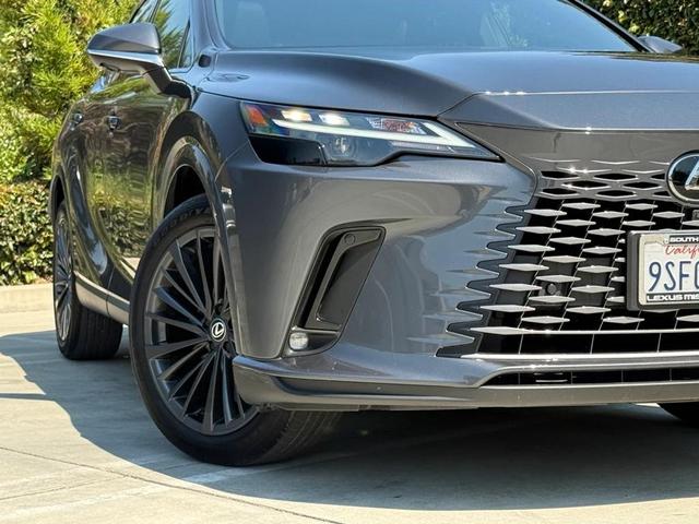 Photo of 2025 Cloudburst Gray Lexus RX 350