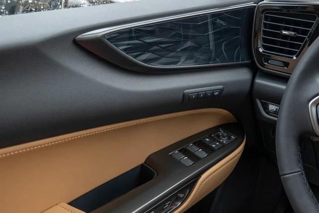 Photo of 2025 Caviar Lexus NX 350h