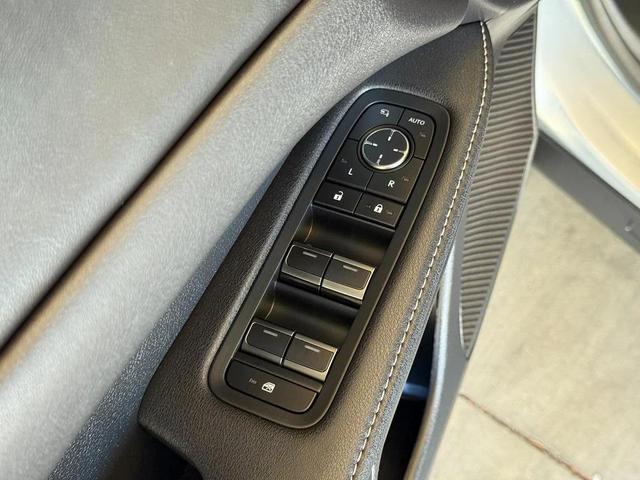 Photo of 2025 Iridium Lexus RX 350