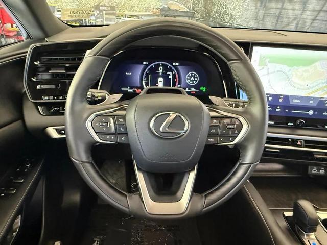 Photo of 2025 Iridium Lexus RX 350