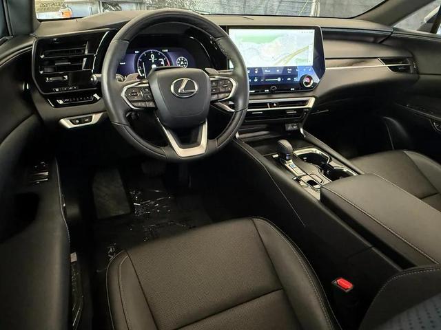 Photo of 2025 Iridium Lexus RX 350