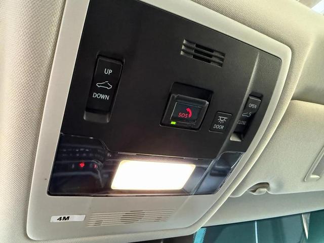 Photo of 2025 Beige Metallic Lexus ES 300h
