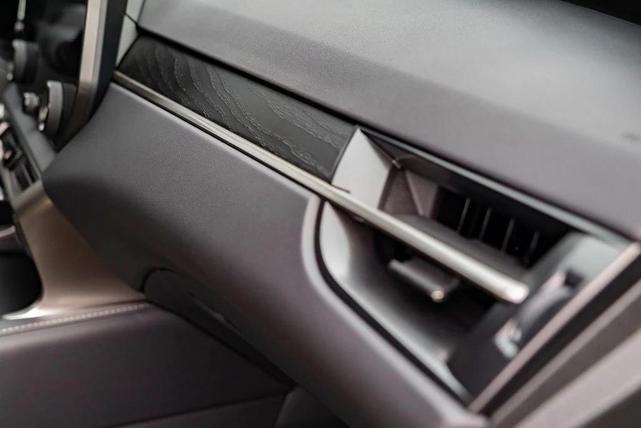 Photo of 2025 Iridium Lexus RX 350