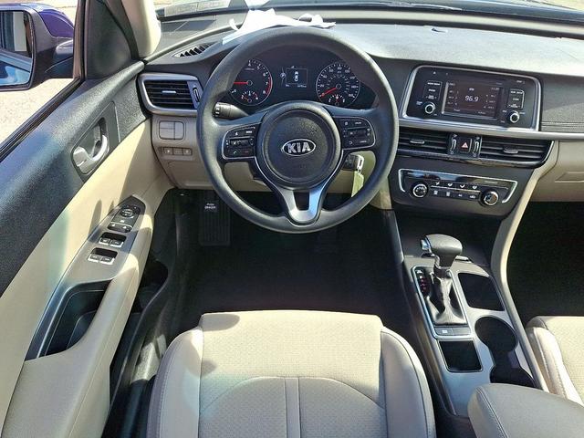 Photo of 2016 Horizon Blue Kia Optima