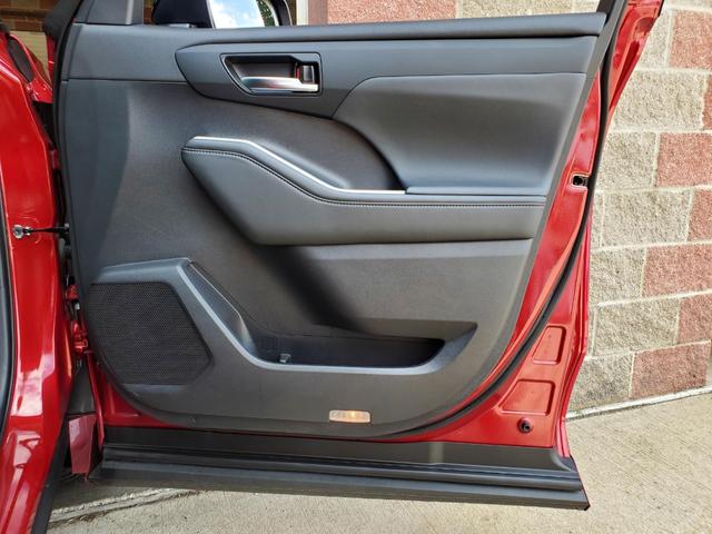 Photo of 2021 Red Toyota Highlander