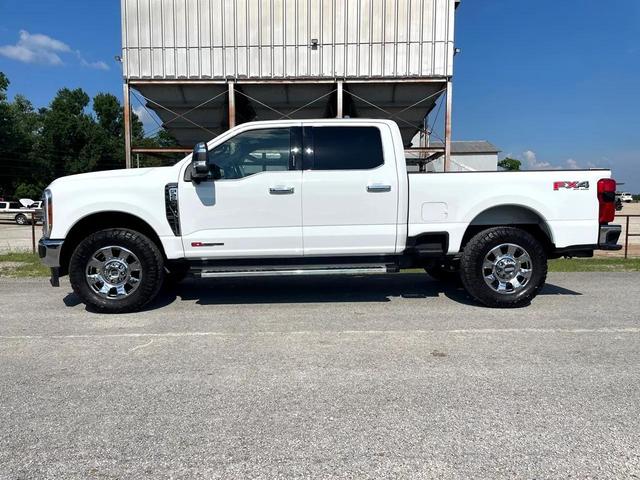 Photo of 2023 White Ford F-250