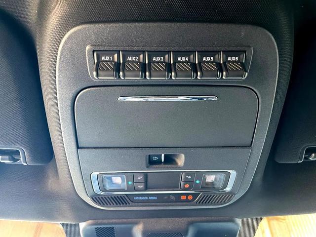 Photo of 2023 White Ford F-250