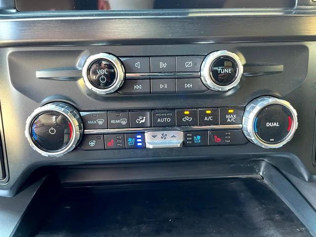 Photo of 2023 White Ford F-250