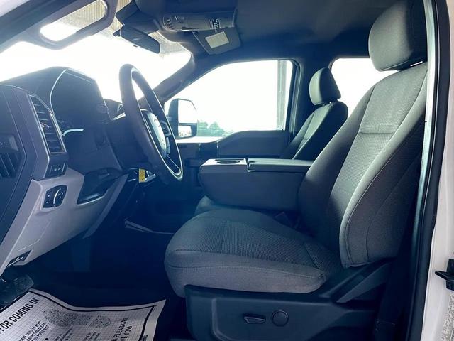Photo of 2021 White Ford F-250