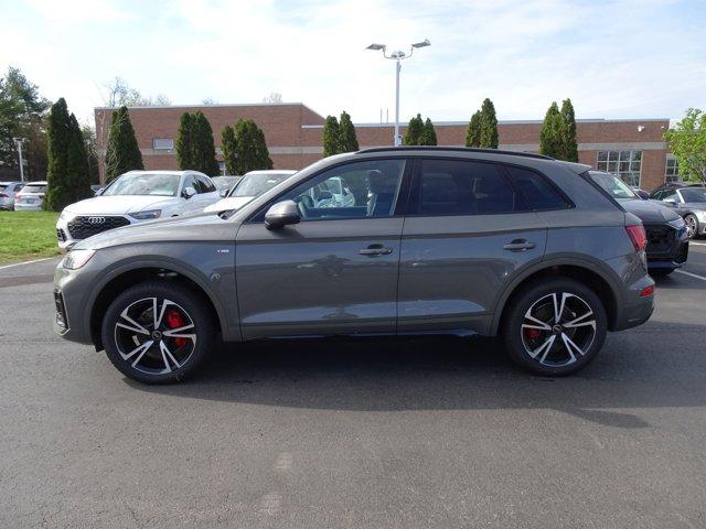 Photo of 2025 Chronos Gray Metallic Audi Q5