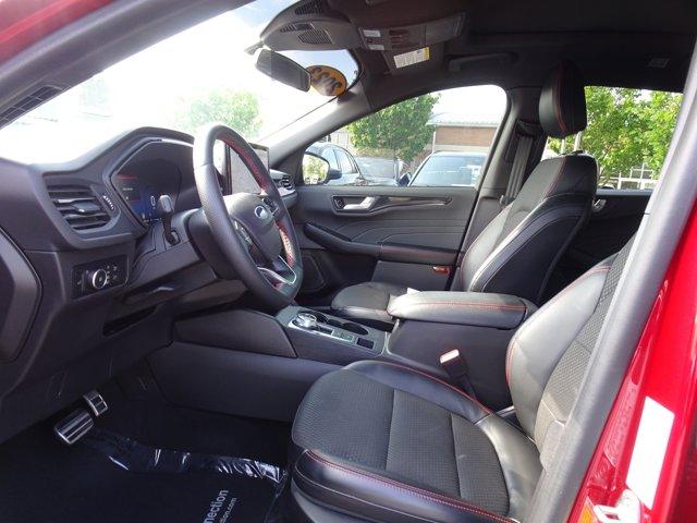 Photo of 2023 Rapid Red Metallic Tinted Clearcoat Ford Escape