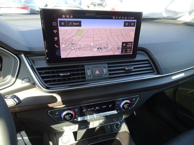 Photo of 2025 Florett Silver Metallic Audi Q5