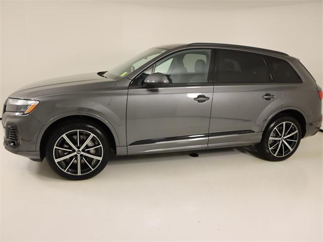 Photo of 2025 SAMURAI GRAY Audi Q7