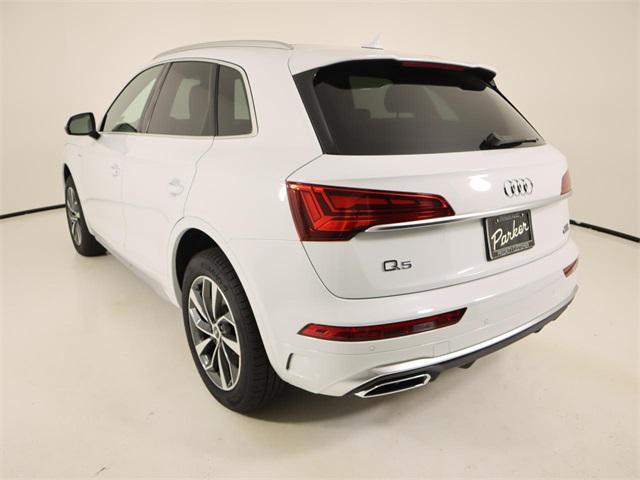Photo of 2025 GLACIER WHITE Audi Q5
