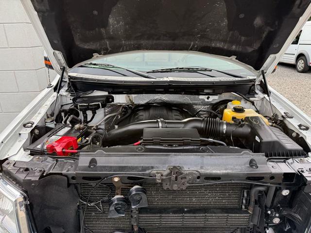 Photo of 2014 White Ford F-150