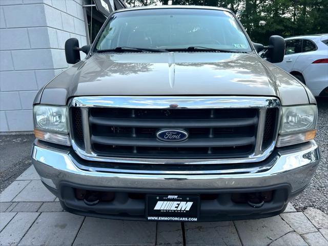 Photo of 2004 Gold Ford F-250