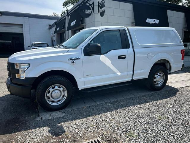 Photo of 2016 Oxford White Ford F-150