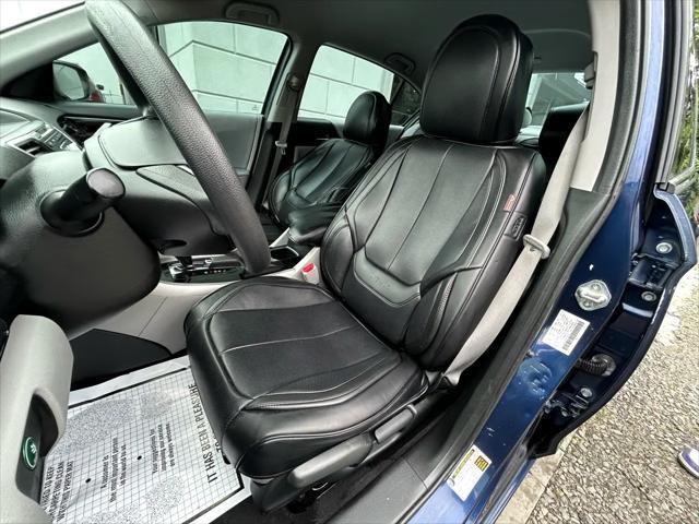 Photo of 2017 Obsidian Blue Pearl Honda Accord