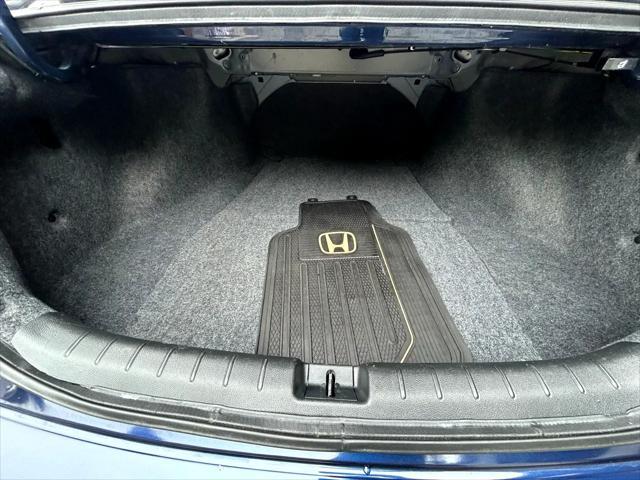 Photo of 2017 Obsidian Blue Pearl Honda Accord