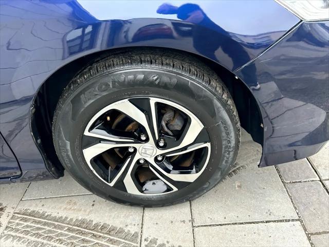 Photo of 2017 Obsidian Blue Pearl Honda Accord