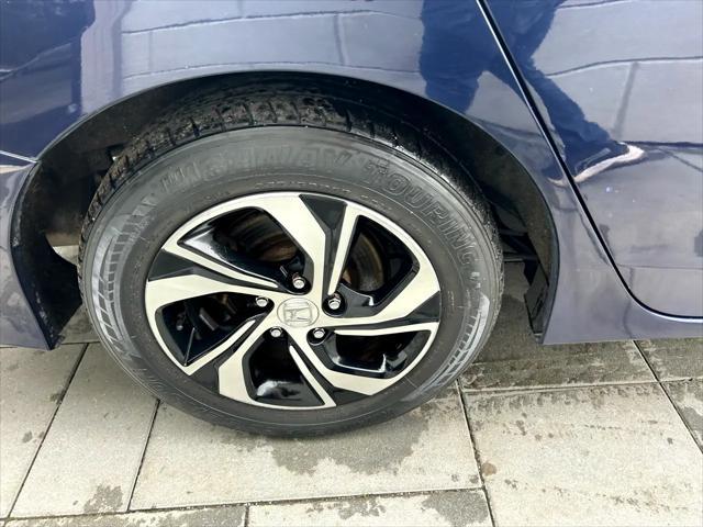 Photo of 2017 Obsidian Blue Pearl Honda Accord