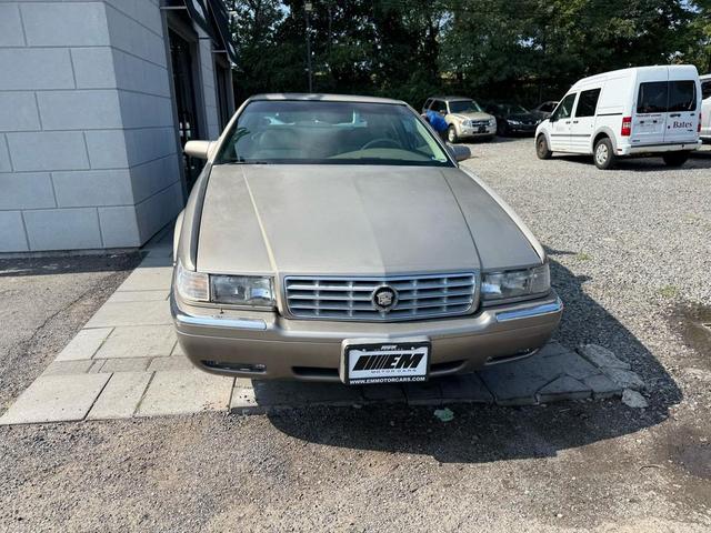 Photo of 1999 Beige Cadillac Eldorado