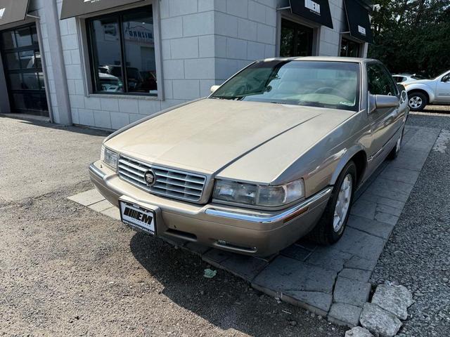 Photo of 1999 Beige Cadillac Eldorado